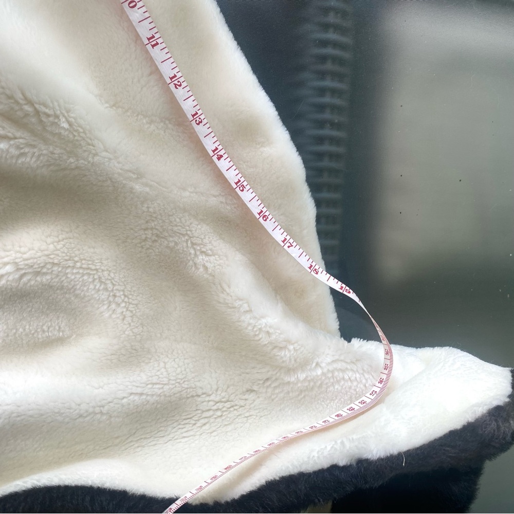 VINTAGE Borgana — Gorgeous Cream and Black Faux Fur Women's Coat— SPECTACULAR ! - Picture 14 of 14